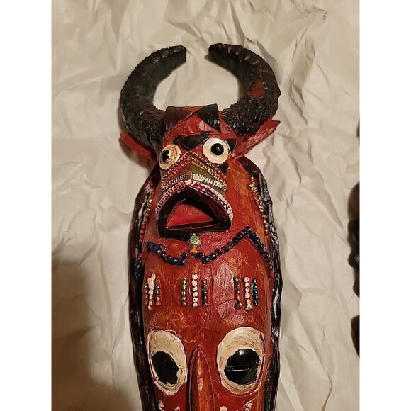 2 Design Toscano Masks Of The Congo African Wall Sculptures Bullhead & Toucan - Picture 8 of 10
